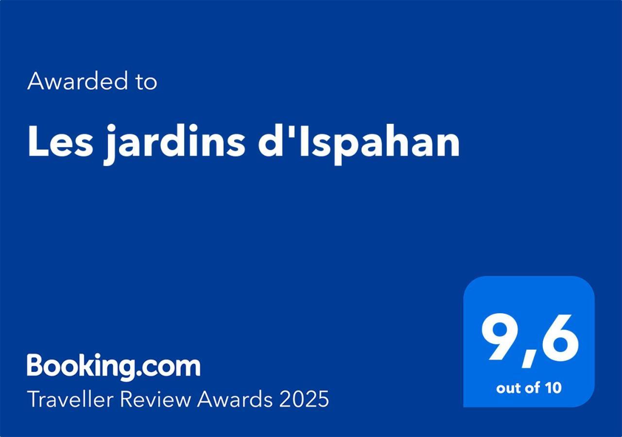 Les Jardins D'Ispahan Prignac-et-Marcamps Exterior foto